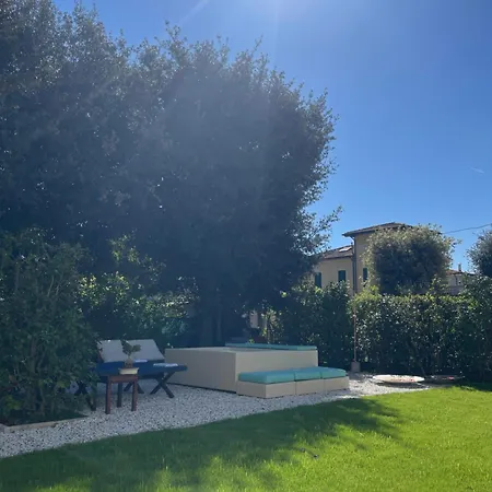 Villa Chiara Class Aparthotel Διαμέρισμα Marina di Pietrasanta